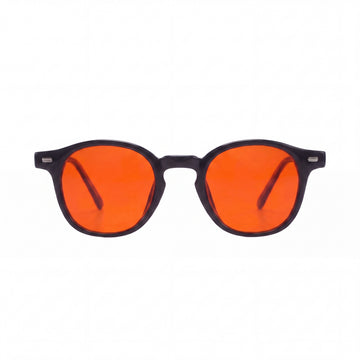 Anti blauw licht bril met zwart montuur en oranje glazen van Banky, vooraanzicht