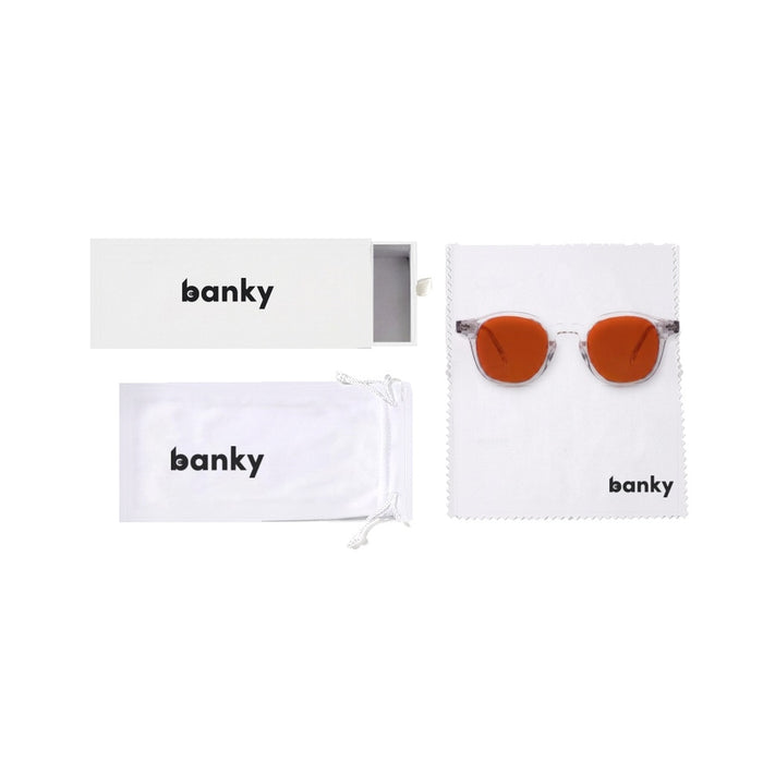 Witte Banky box set: schuifdoos als brillenkoker, bewaarzakje, poetsdoekje en de transparante bril
